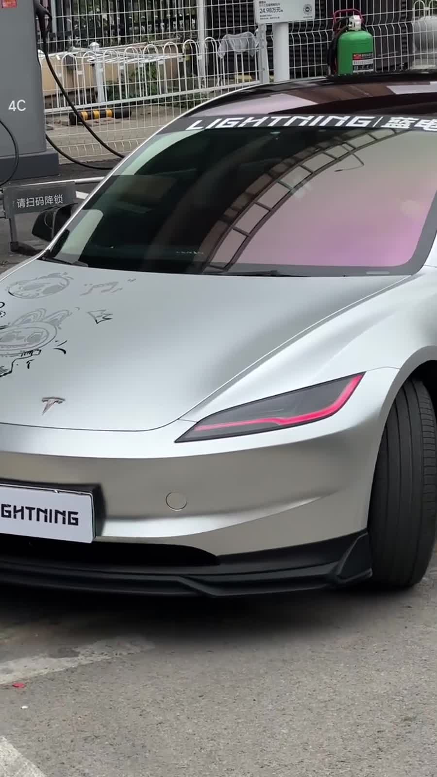 Tesla Model 3 · Studio Build
